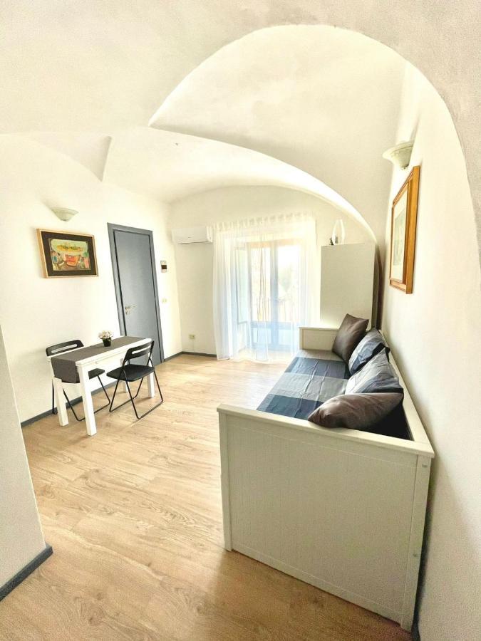 Gesuiti Rooms Катания Экстерьер фото