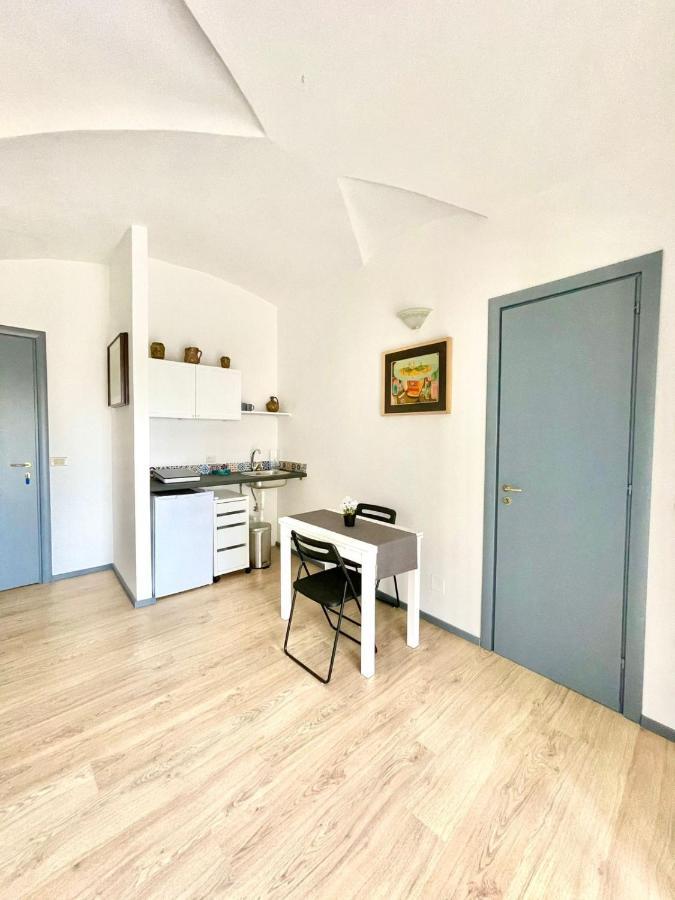 Gesuiti Rooms Катания Экстерьер фото